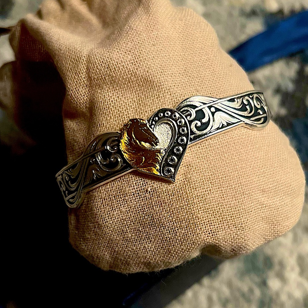 Montana Silversmiths Cuff Bracelet Horse Heart Silver BRAND NEW without tags